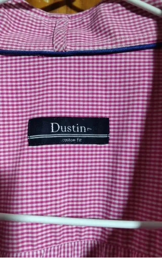 Camisas Dustin grandes 2x8€