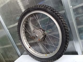 Rueda Bultaco Sherpa 250cc Mod 49