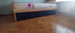 Dormitorio juvenil modular haya