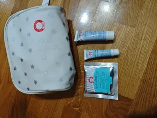 Set Beauty First Aid Beauty Pochette Stelle