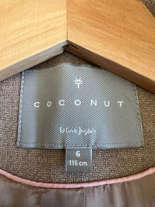 Abrigo niña Coconut Talla 6 (116 cm)