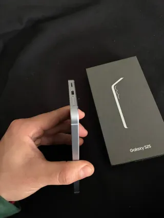 Samsung Galaxy S25 256GB 12GB RAM