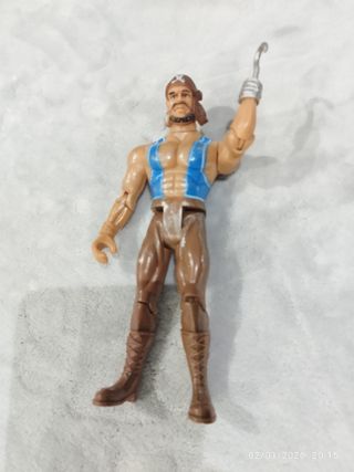 Lote figuras pequeñas: coche, tanque, etc.