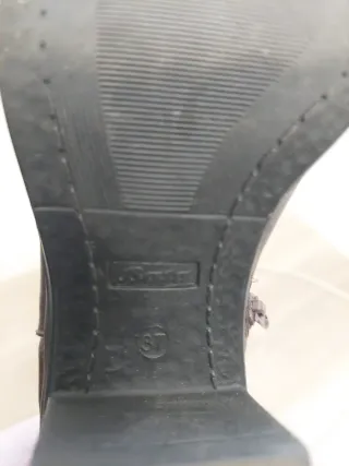 Botines marrones con flecos