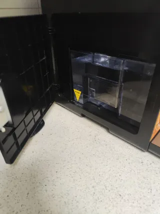 Cafetera Cecotec Super Automática en su caja