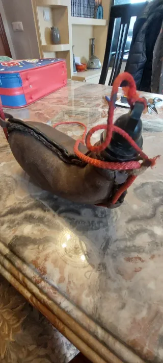 Bota de vino de cuero