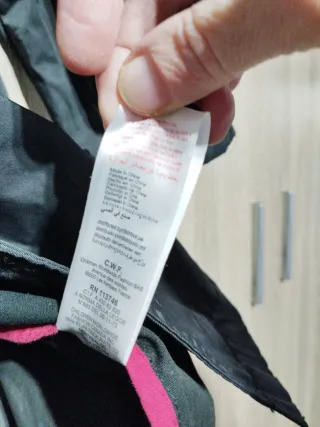 Gabardina impermeable DKNY mujer negra