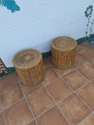 Juego de 2 mesas auxiliares de ratán