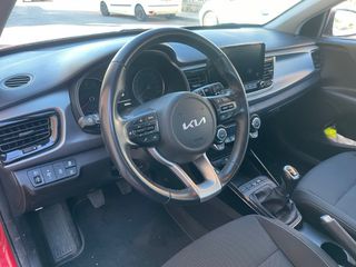 KIA Rio 2021