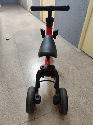Bicicleta y Triciclo Infantil Rojo Elfin Trike