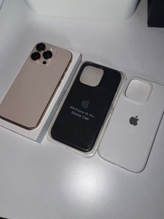 iPhone 16 Pro oro desierto