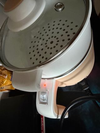 Miniso Olla Eléctrica 600W