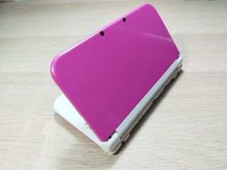 Nintendo New 3DS XL Rosa Blanca