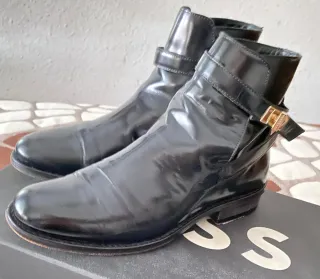 Botines Boss Negros Piel Hebilla