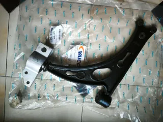 Barra suspensión VW Touaran izq/der