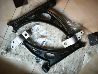 Barra suspensión VW Touaran izq/der