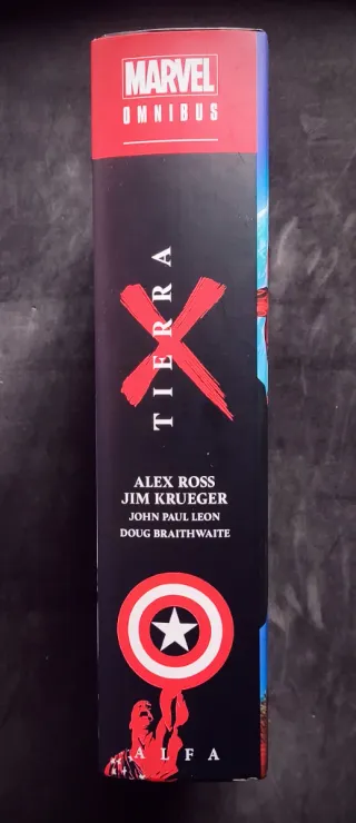 Marvel limited edition omnibus tierra x. alfa