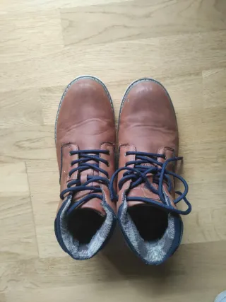 Botín chico marrón