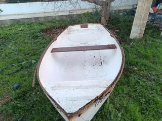 Barco/Bote blanco