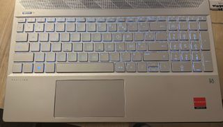 HP Pavilion 15-cw0007nf Laptop Plata 1tb. 12ram