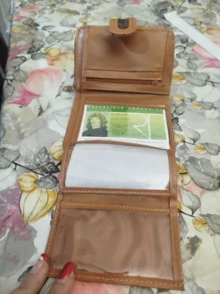 Portafoglio donna marrone con fantasia