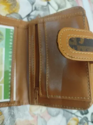 Portafoglio donna marrone con fantasia