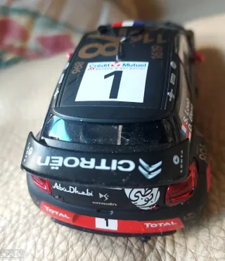 Coche de Scalextric Citroën WRC Abu Dhabi