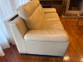 Divano in pelle naturale color beige - 3 posti