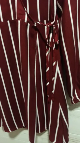 Vestido cruzado rayas granate y blanco
