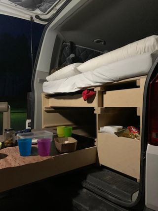 Mueble Camper VW Caravelle + Colchones Visco