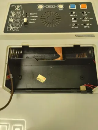 Consola Pong Conic, leer