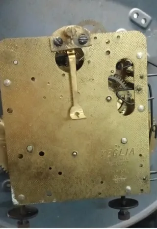 Orologio a pendolo con design tattoo