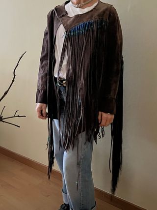 Chaqueta de ante con flecos