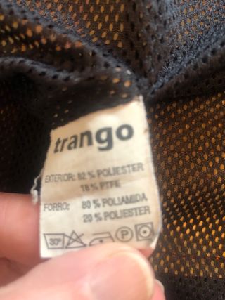 Trango chaqueta montaña Gore Tex color roljo