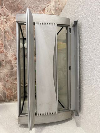 Pecera Acuario 65L con luz