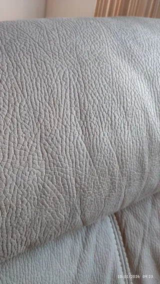 Sillón reclinable de piel marron