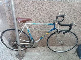 Bicicleta de carretera Orbea vintage