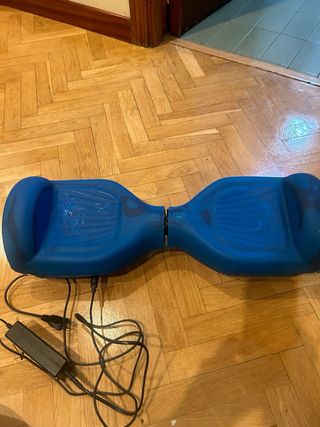 Hoverboard Negro con protectores azules