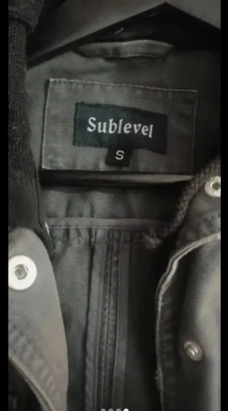 Chaqueta denim Sublevel con capucha