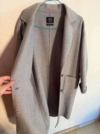 Abrigo largo gris C&A talla M
