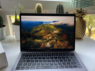 MacBook Air Retina 13' 2018 128 GB Plata
