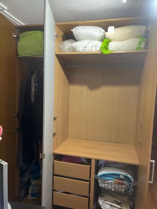 Armario 3 puertas Ikea,