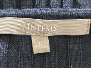 Jersey de lana azul marino de Síntesis. Talla S