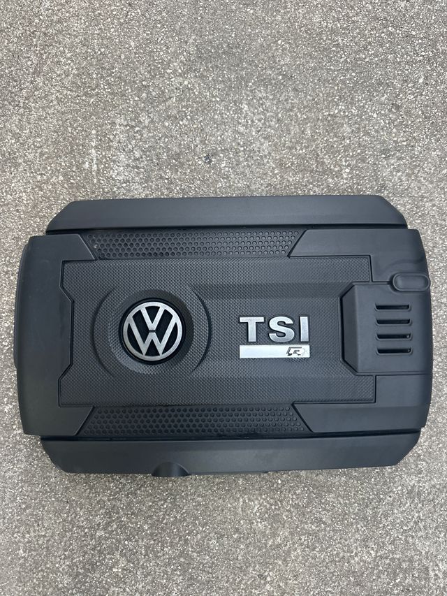 Tapa motor VW Golf R TSI