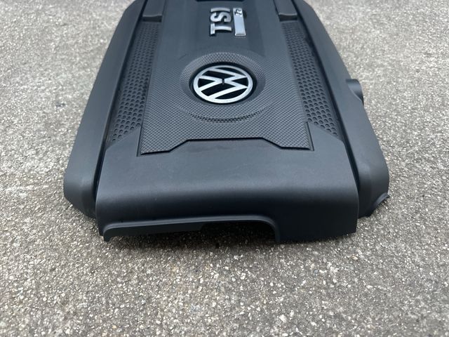 Tapa motor VW Golf R TSI