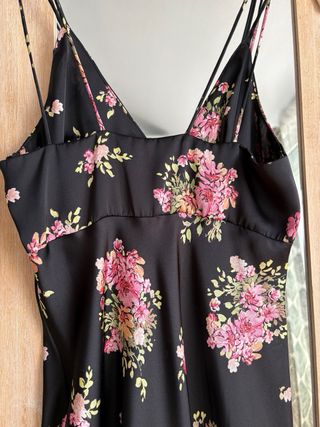 Vestido lencero midi floral
