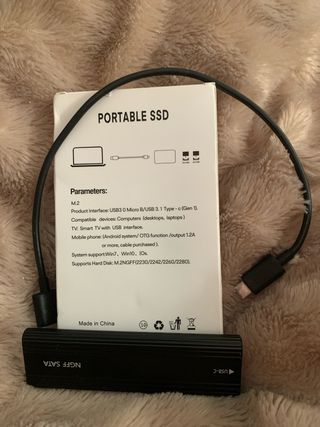 Adaptador Portable SSD M.2 NGFF SATA USB-C