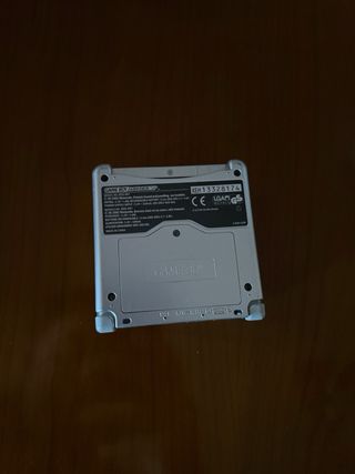 Nintendo Game Boy Advance SP Plata