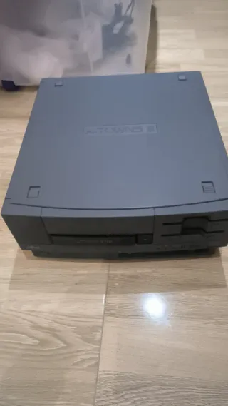 Fujitsu FM TOWNS II HR20 Ordenador con caja
