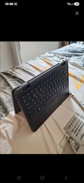 Portátil Dell Negro 3190. 2 en 1 con windons 11pro